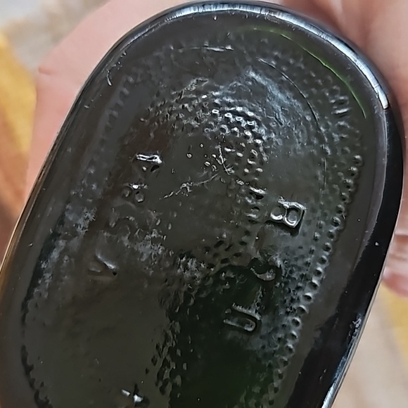 Vintage Buchanan Whiskey Bottle - Picture 4 of 5